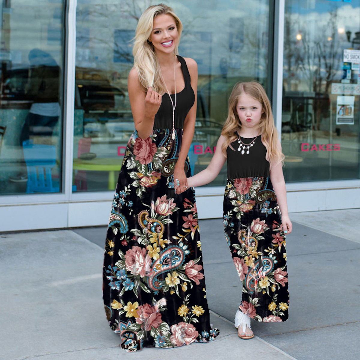 mommy and me maxi dresses Light pink Mother daughter matching dress, Mommy and me outfits, Mother daughter dress, Photo shoot, Photo session First birthday Maxi dress