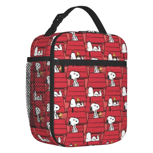 Snoopy Lunch Tote with Side Mesh Pocket - ChildAngle