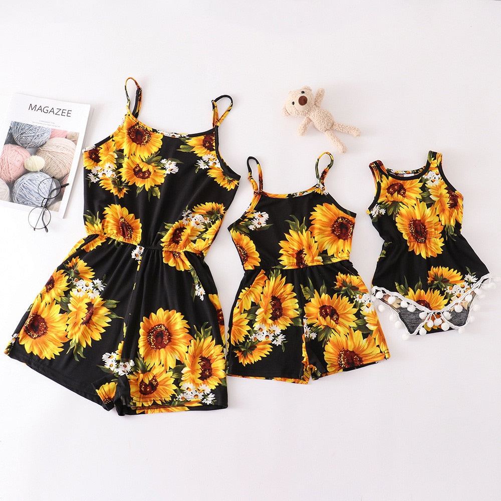 Mommy and Me Matching Outfits Sunflower Family Matching Jumpsuit, Black / Baby Romper 12-18M Mommy and Me Matching Outfits Sunflower Family Matching Jumpsuit, Black / Baby Romper 12-18M
