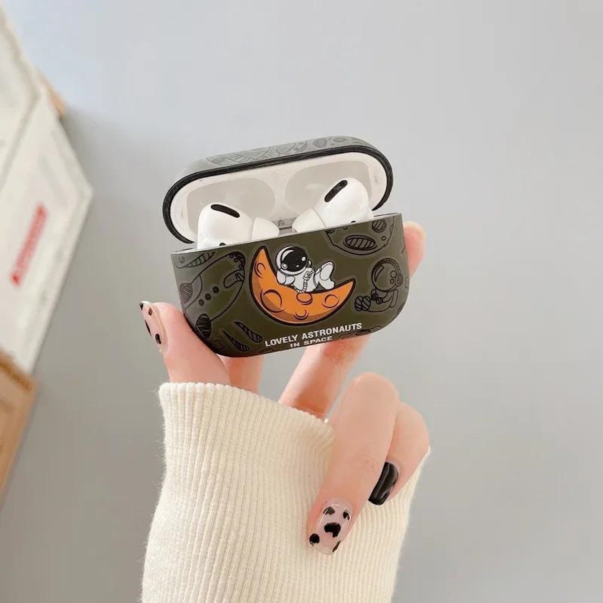 AirPods Pro 3 Astronaut AirPods Case Moon Plane Space Rocket - ChildAngle