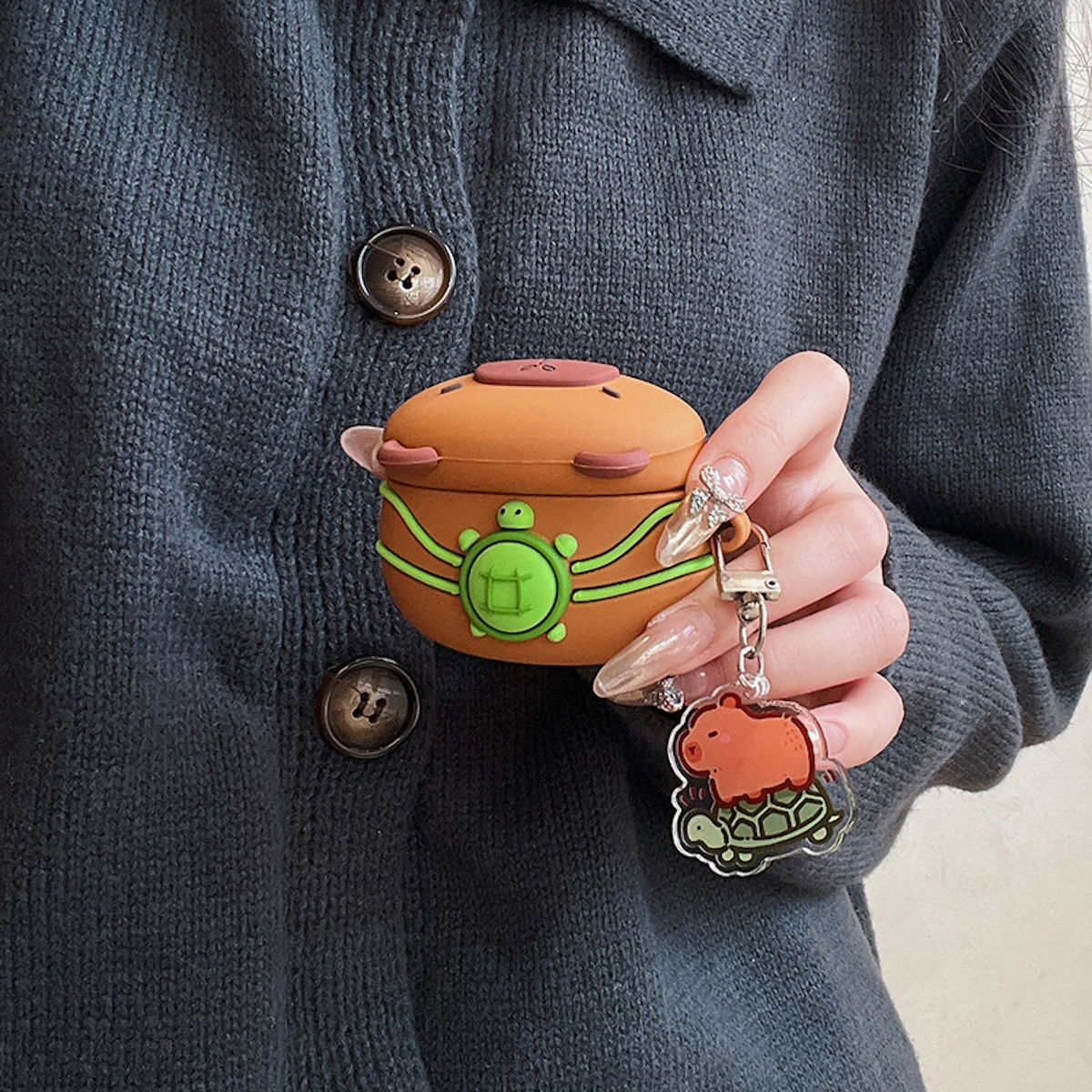 AirPods Pro 3 AirPods 4 Capybara AirPods Case - ChildAngle