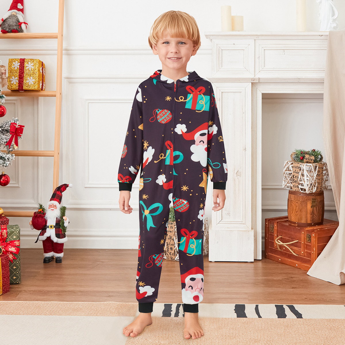 ChildAngle Allover Santa Claus Family matching Christmas-themed Onesie Pajamas 