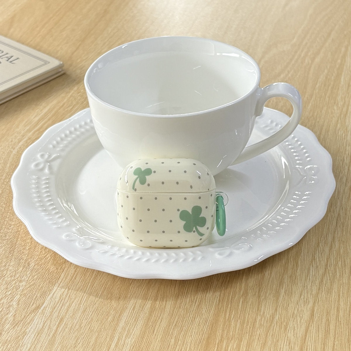 Clover Polka dot AirPods cases - ChildAngle