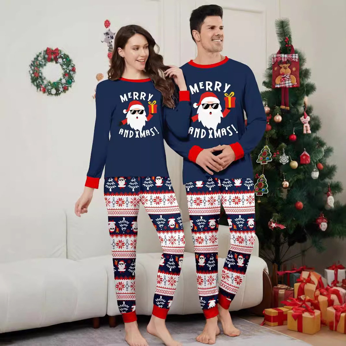 Santa Claus Holding a Gift Box Letter Print Family Matching Christmas Pajamas - ChildAngle Family Matching Christmas Pajama Set