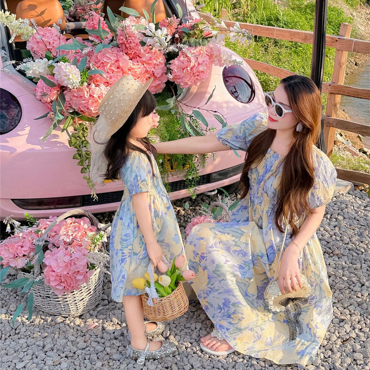 Light Blue Floral Shirred Top Family Matching Outfits Flower Print Polo Shirts and Shorts and Dress - ChildAngle