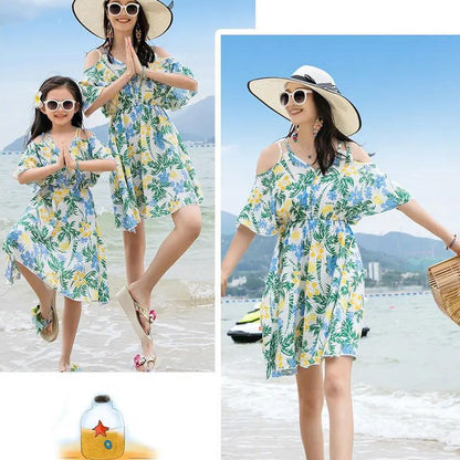 Family Matching Outfits Tropical Palm Tree Matching Family Shirts and Dress - ChildAngle