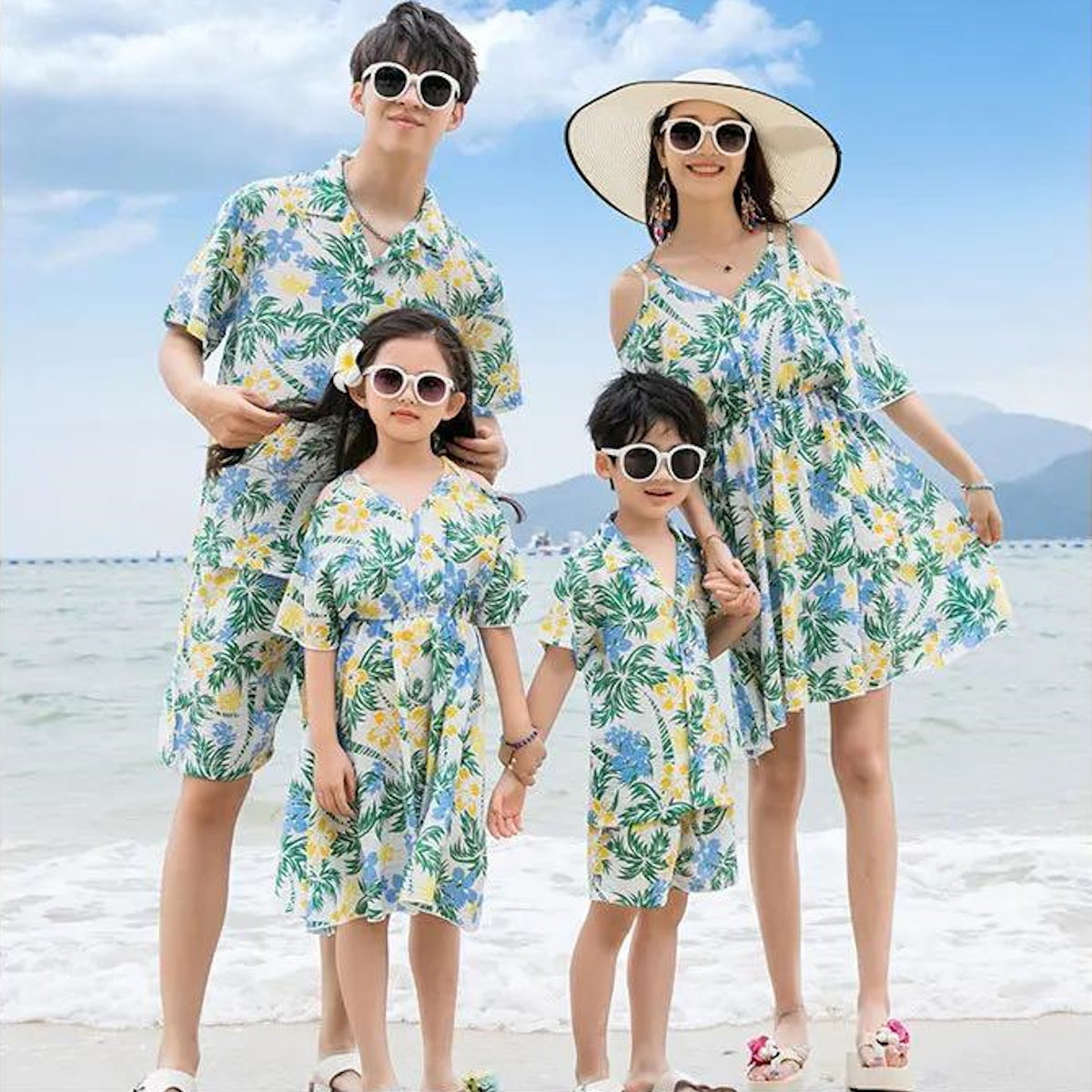 Family Matching Outfits Tropical Palm Tree Matching Family Shirts and Dress - ChildAngle