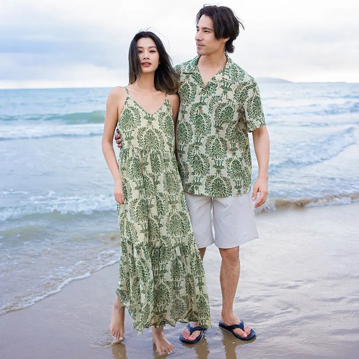 Family Matching Outfits Palm Leaves Tropical Maxi Dress and Shirts Set - ChildAngle
