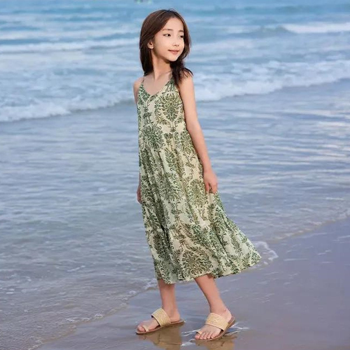 Family Matching Outfits Palm Leaves Tropical Maxi Dress and Shirts Set - ChildAngle