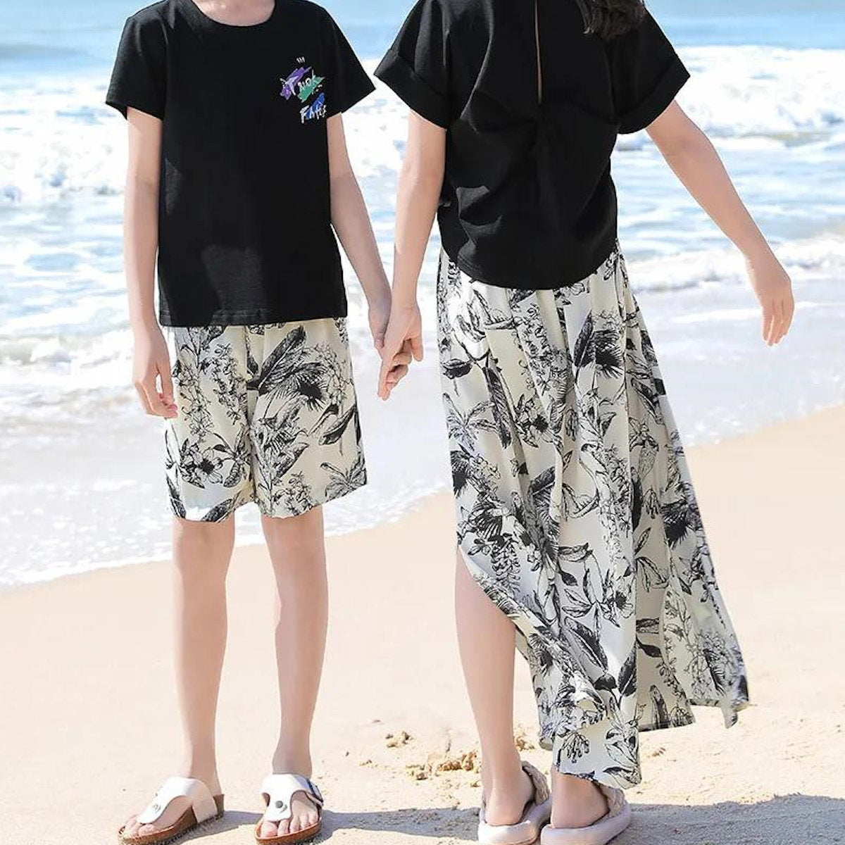 Matching Family Outfits Palm Leaves Outfits Dress and T-Shirts Set - ChildAngle