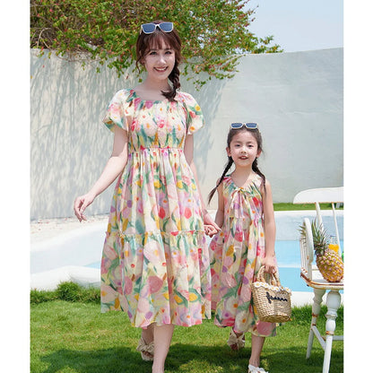 Flower Print Halter Front Shirred Dress Shirts and Shorts for Whole Family - ChildAngle