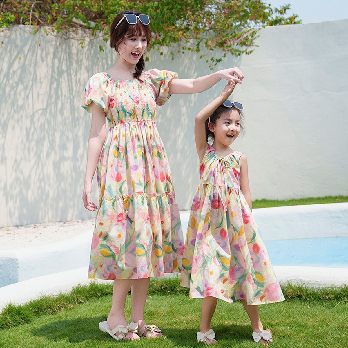 Flower Print Halter Front Shirred Dress Shirts and Shorts for Whole Family - ChildAngle
