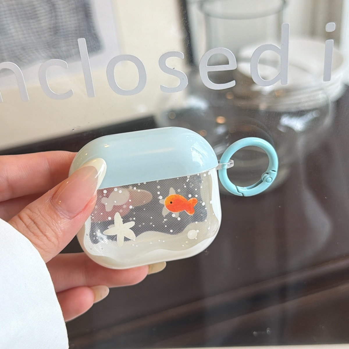 AirPods Pro 3 Fish AirPods Case Gold Fish AirPods Case - ChildAngle
