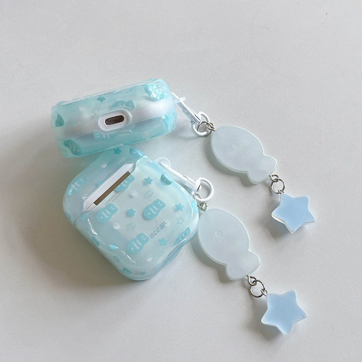 AirPods Pro 3 Fish AirPods Case Gold Fish AirPods Case - ChildAngle