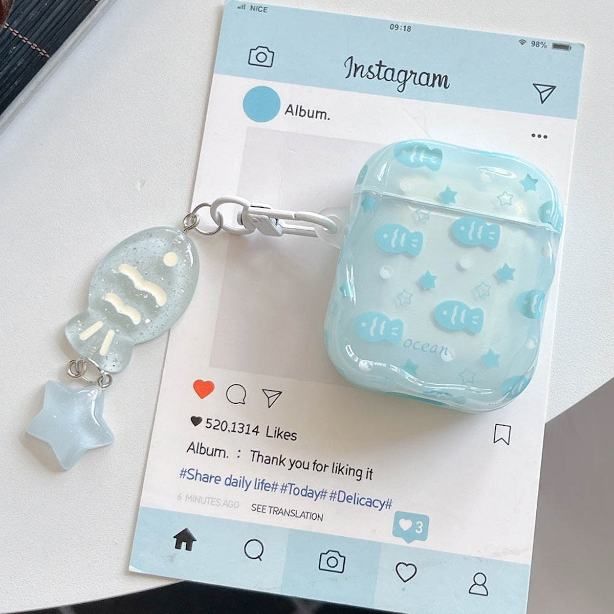AirPods Pro 3 Fish AirPods Case Gold Fish AirPods Case - ChildAngle