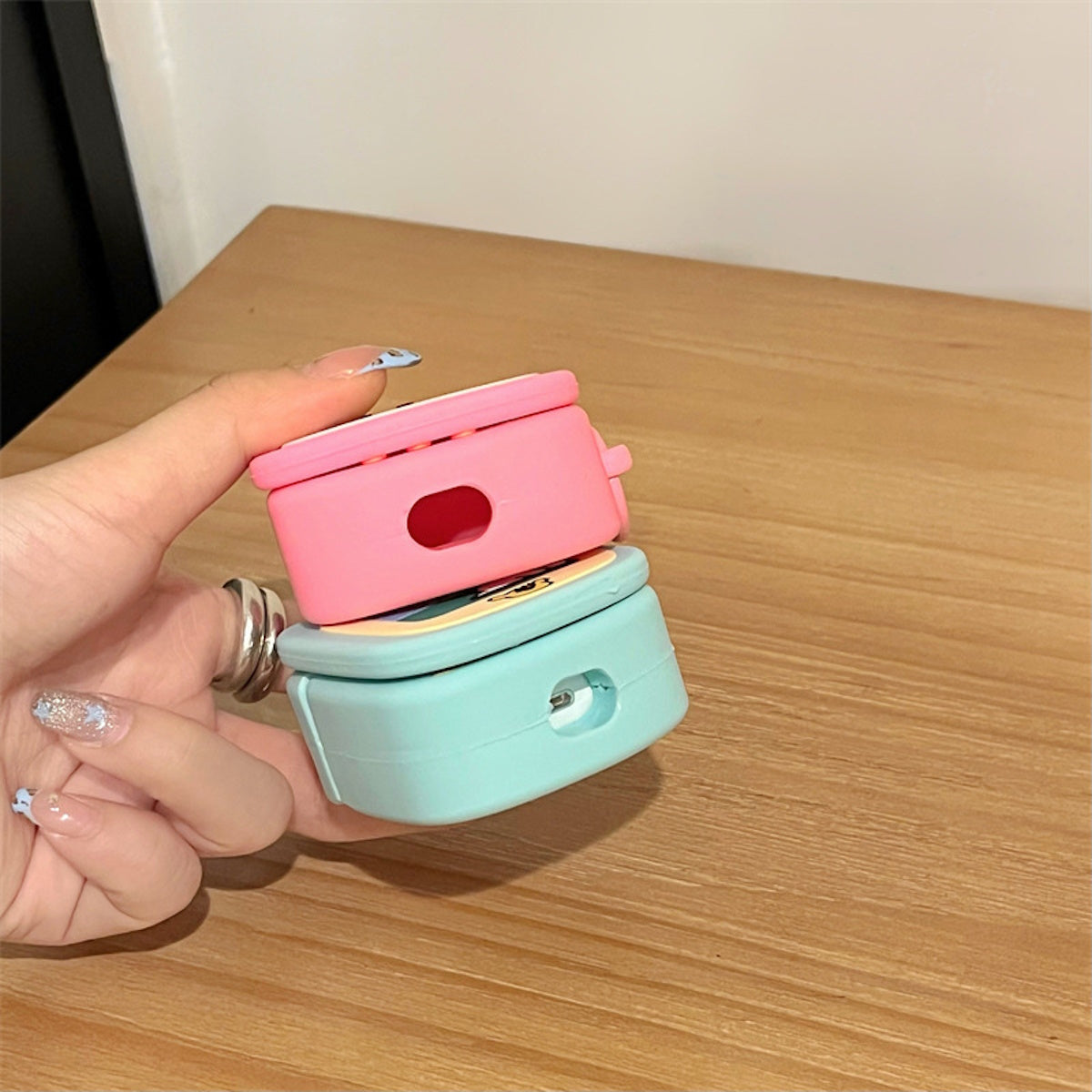 AirPods Pro 3 AirPod 4 Hello Kitty AirPod Case Cartoon Flip Phone Portable Mirror - ChildAngle