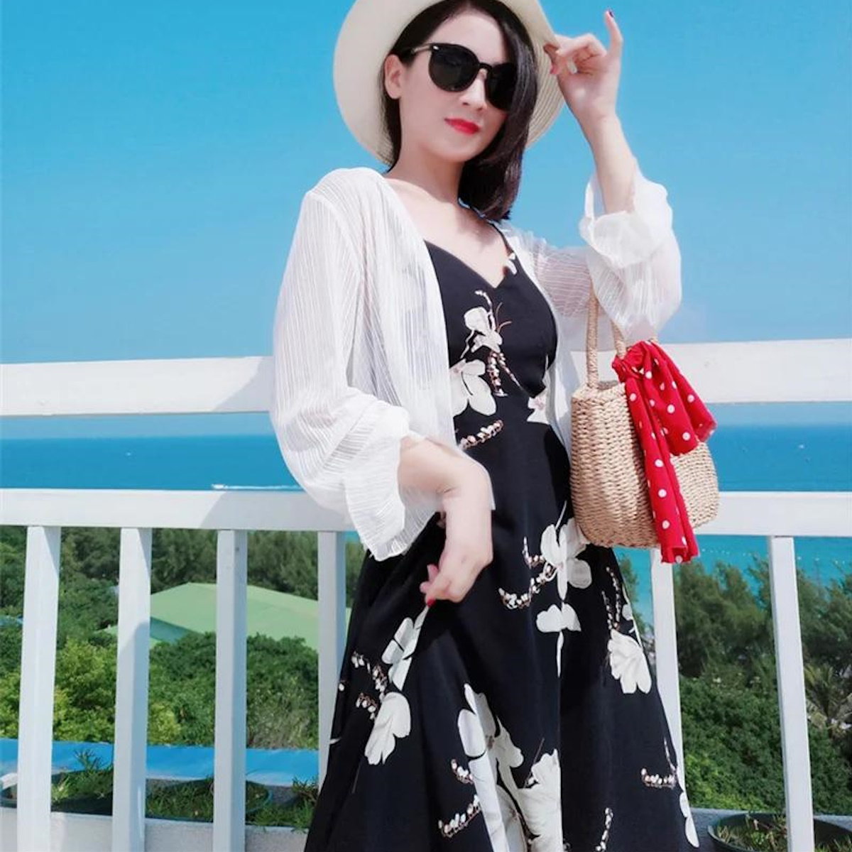 Mommy and Me Matching Dress Black Floral Strappy Maxi Dress - ChildAngle