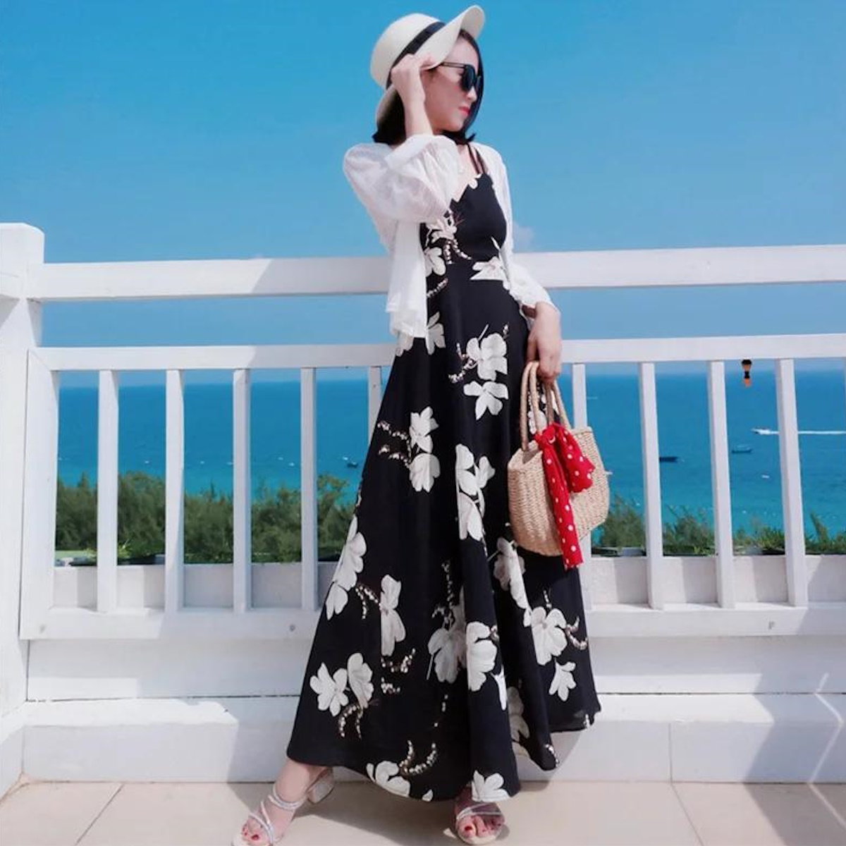 Mommy and Me Matching Dress Black Floral Strappy Maxi Dress - ChildAngle