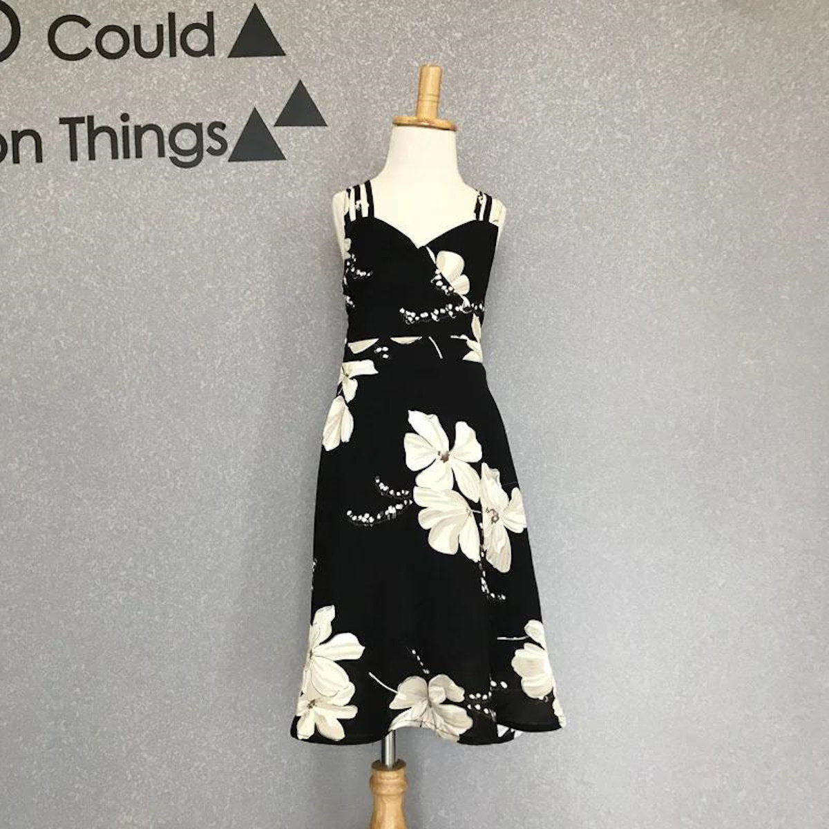 Mommy and Me Matching Dress Black Floral Strappy Maxi Dress - ChildAngle