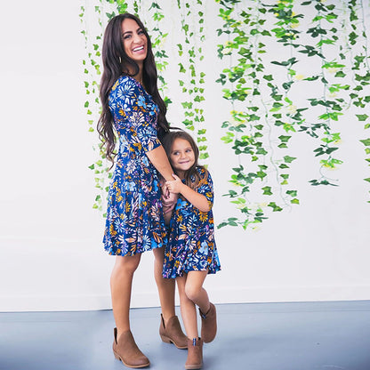 Mommy and Me Matching Dress Blue Elbow Sleeve Floral Midi Dress for Mom and Daughter - ChildAngle