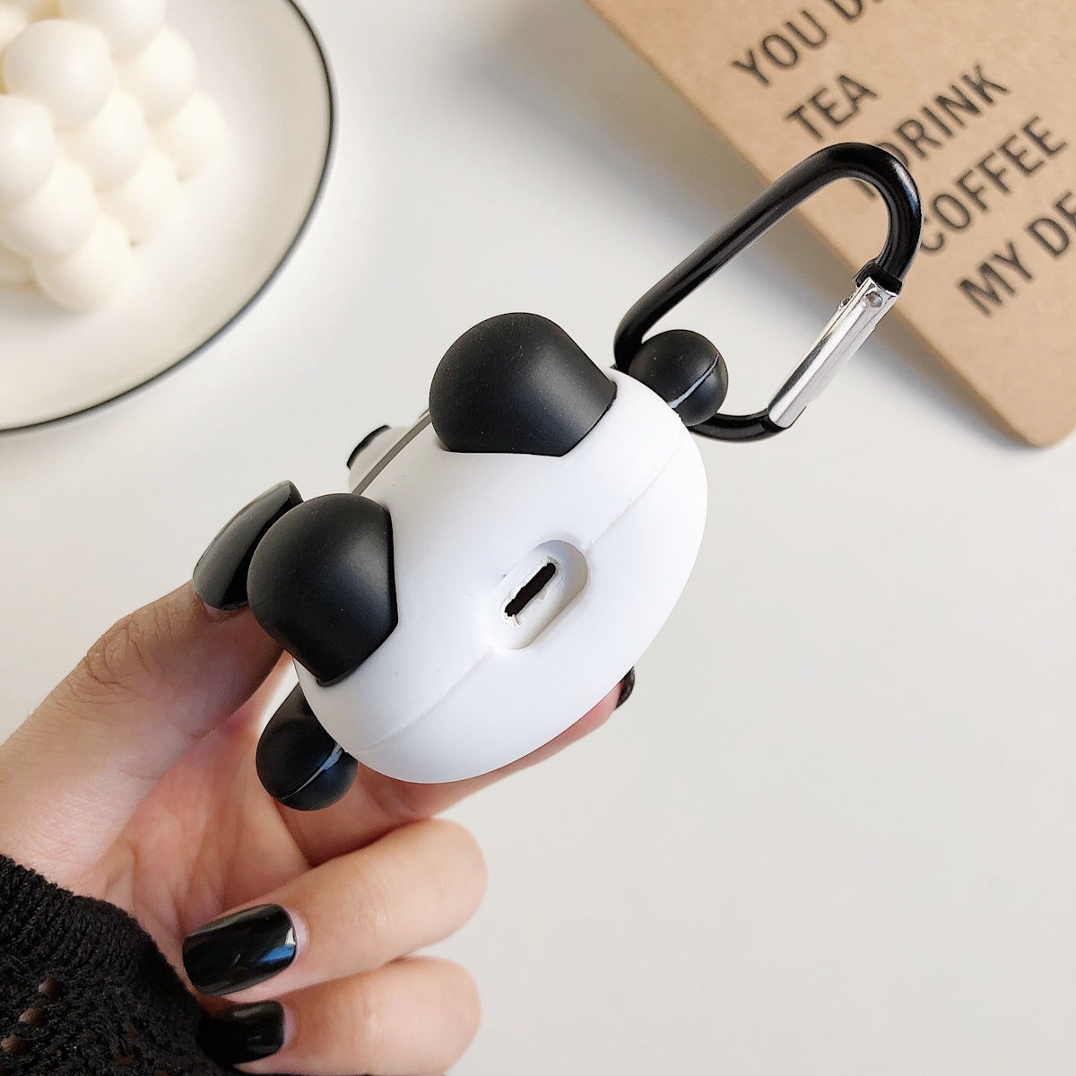 AirPods Pro 3 AirPods 4 Panda AirPods Case - ChildAngle