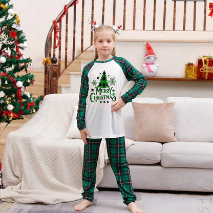 Green Christmas Family Matching Pajama Set Xmas Tree Print PJS for Family Christmas Mommy and Me - ChildAngle