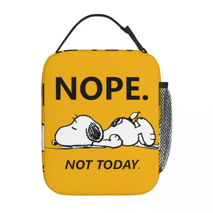 Lovely Print Snoopy Lunch Tote with Side Mesh Pocket - ChildAngle