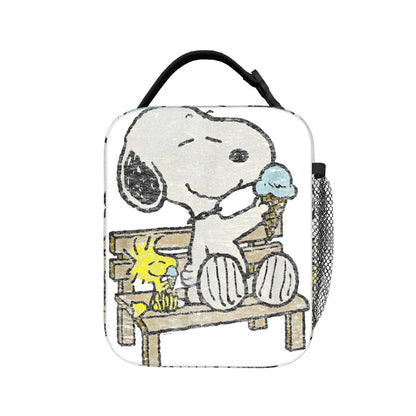 The Peanuts Snoopy Lunch Tote with Side Mesh Pocket - ChildAngle