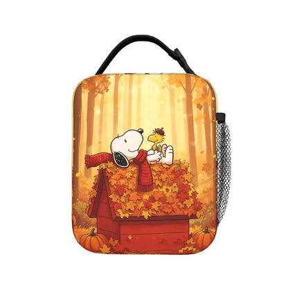 The Peanuts Snoopy Lunch Tote with Side Mesh Pocket - ChildAngle