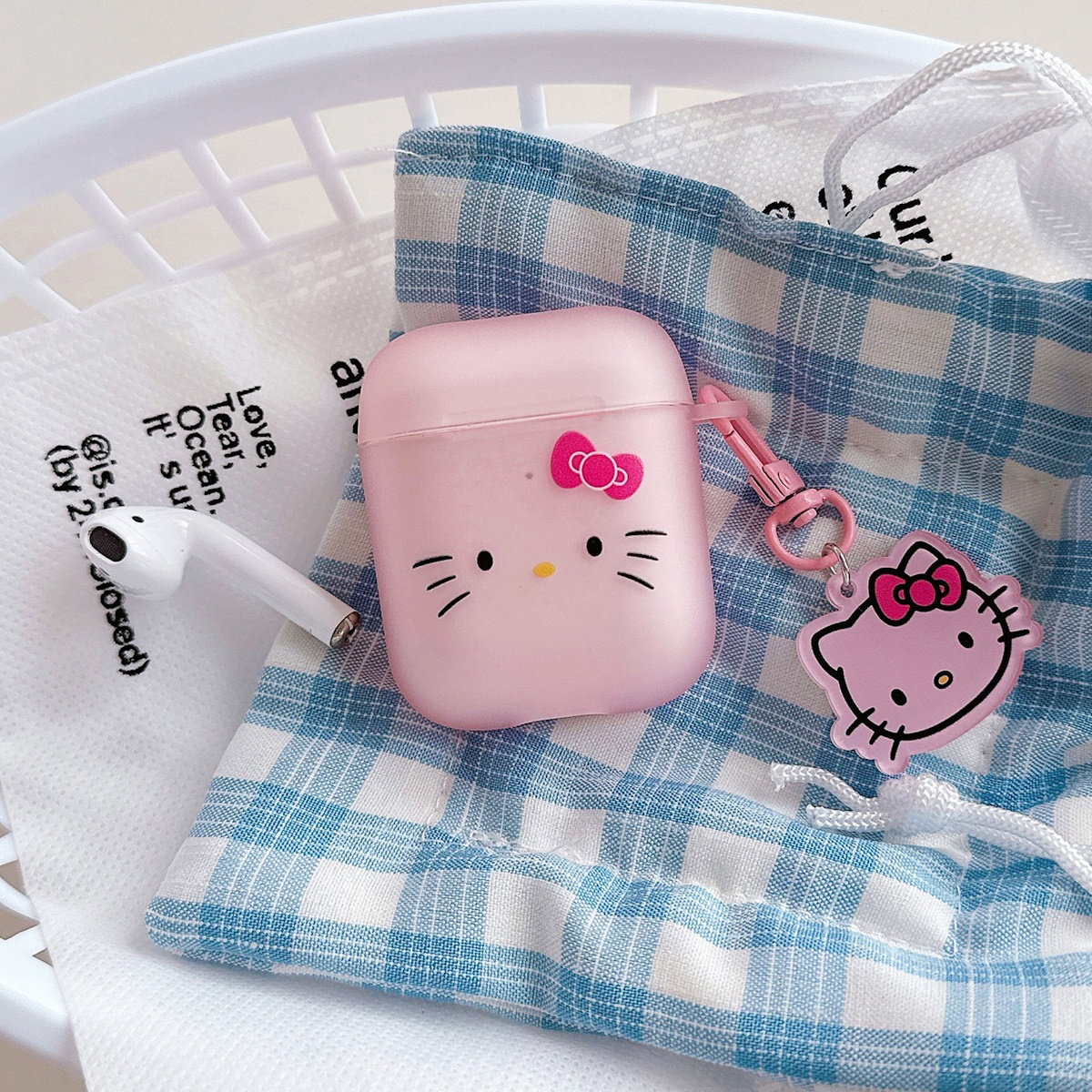 Sanrio AirPods cases Pochacco Cinnamoroll Kuromi My Melody Hello Kitty - ChildAngle