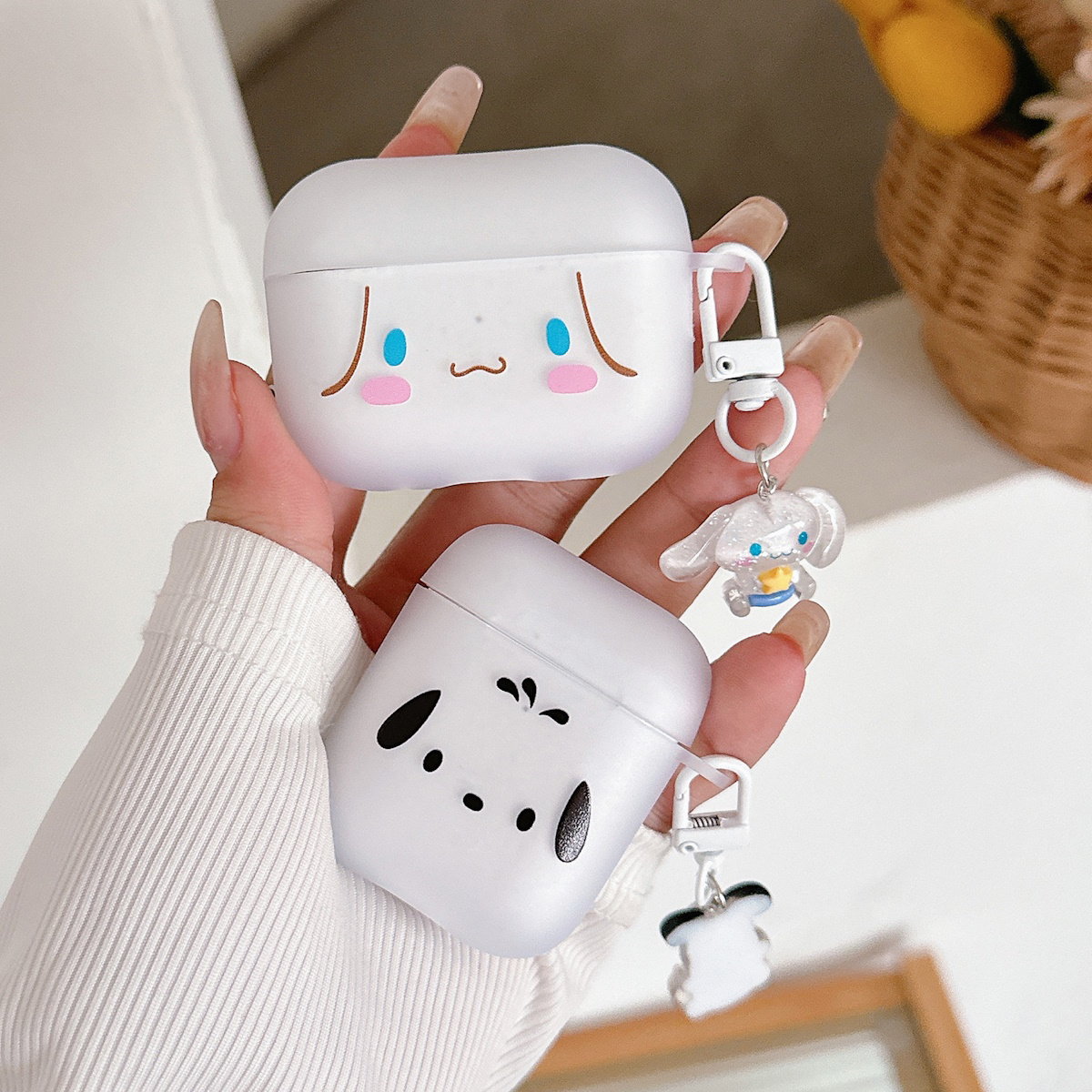 Sanrio AirPods cases Pochacco Cinnamoroll Kuromi My Melody Hello Kitty - ChildAngle