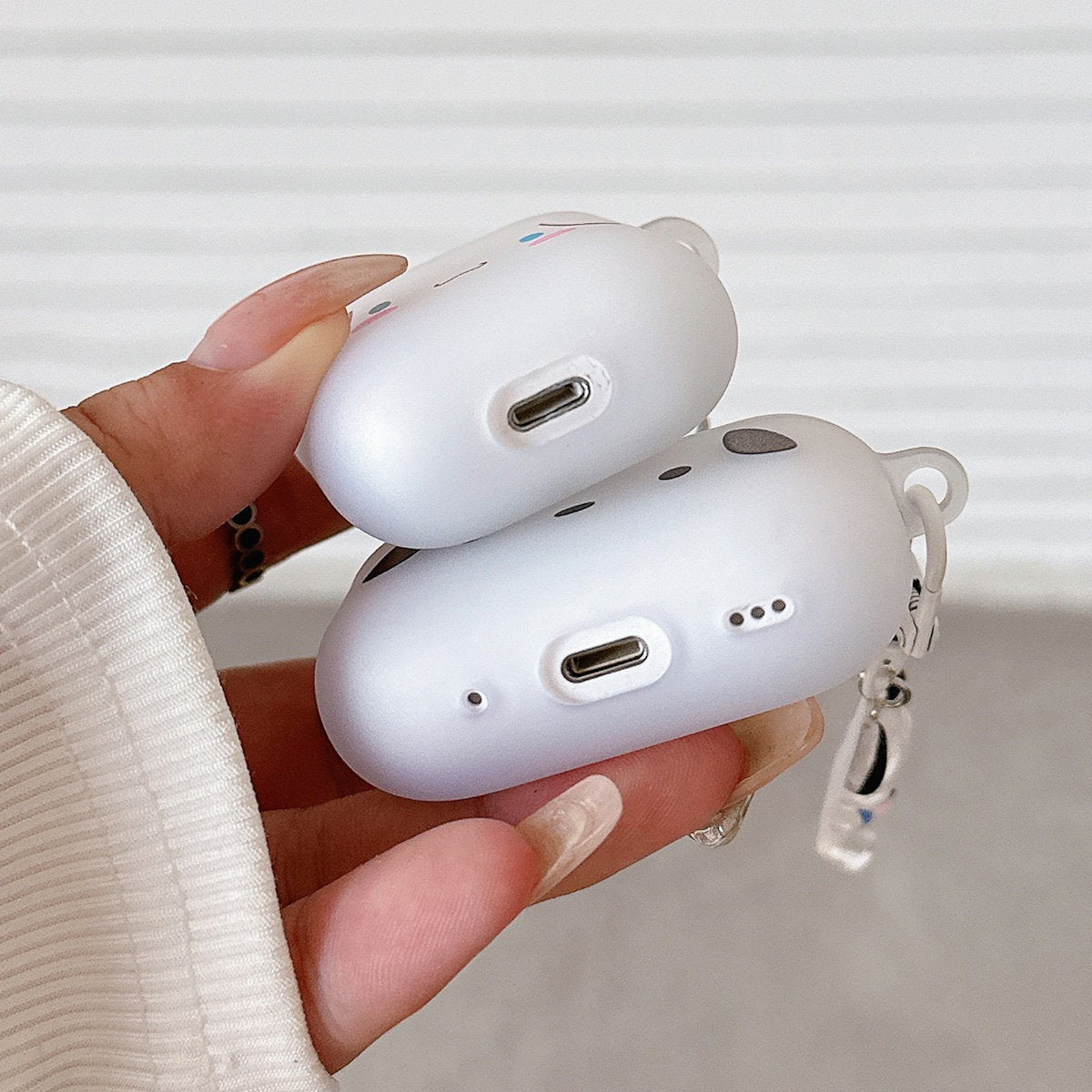 Sanrio AirPods cases Pochacco Cinnamoroll Kuromi My Melody Hello Kitty - ChildAngle
