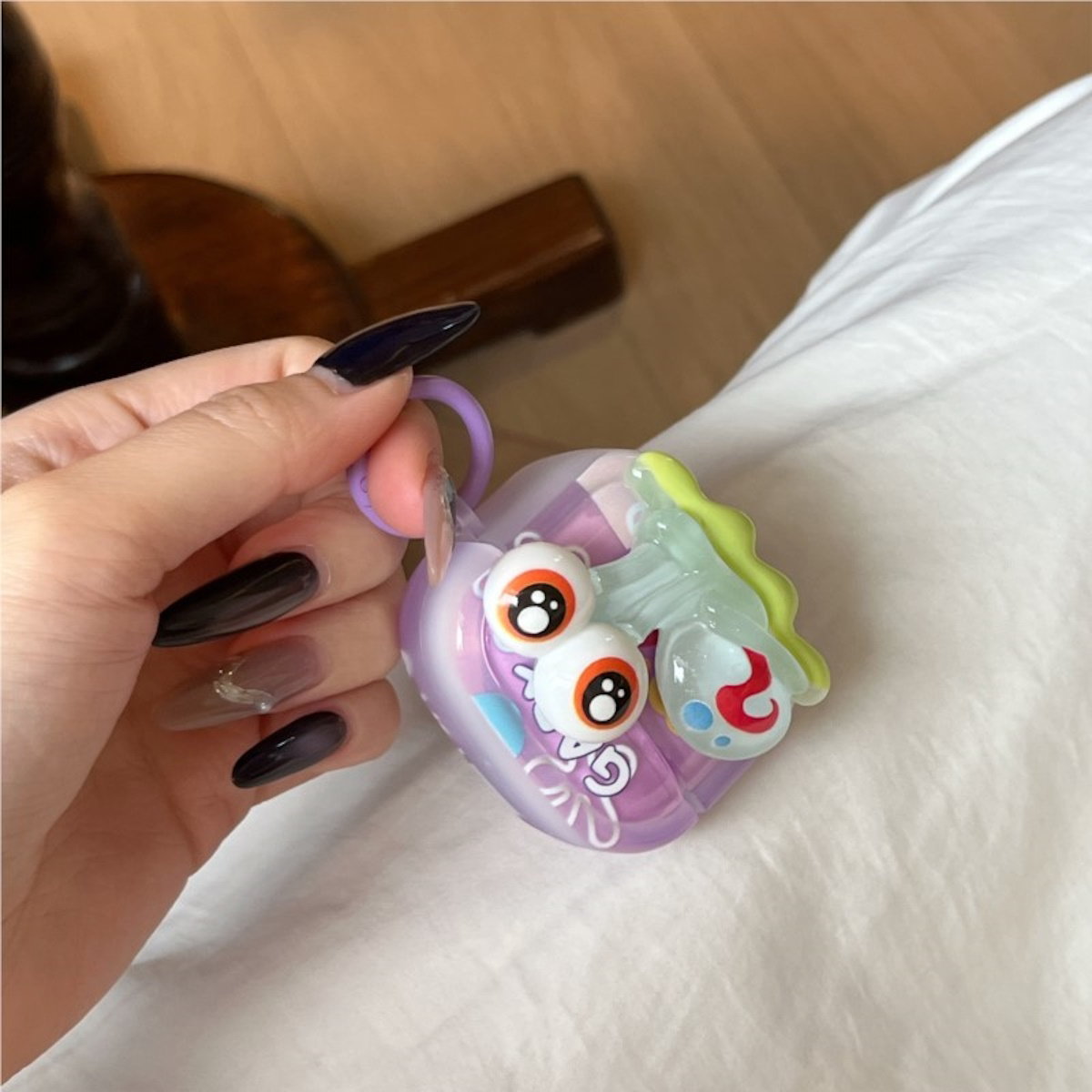 SpongeBob AirPods case character-themed cases Mr. Krabs Squrepants Patrick Star Gary the Snail AirPods Pro 3 SpongBob AirPods Case - ChildAngle