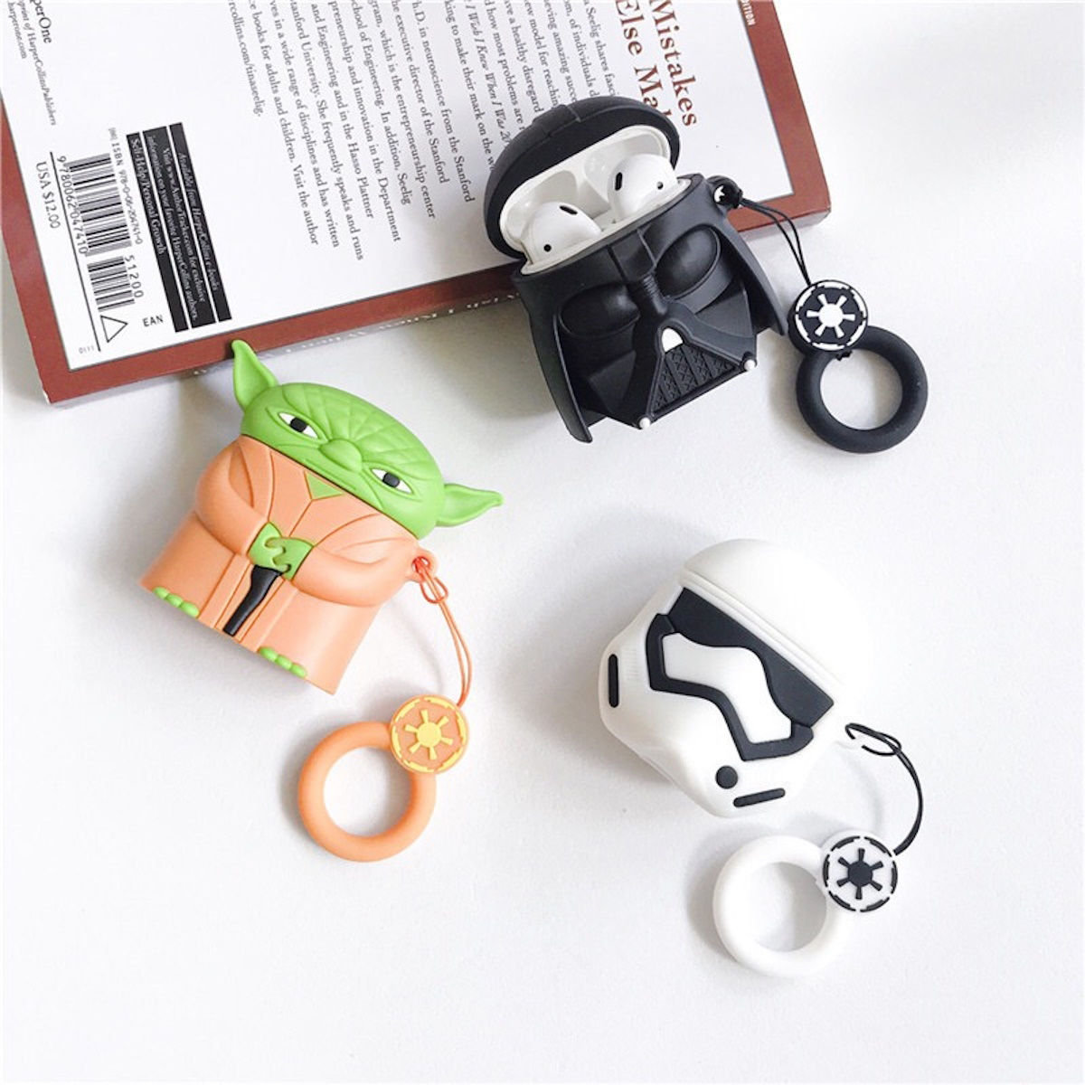 AirPods 4 Star Wars Yoda AirPods Case - ChildAngle