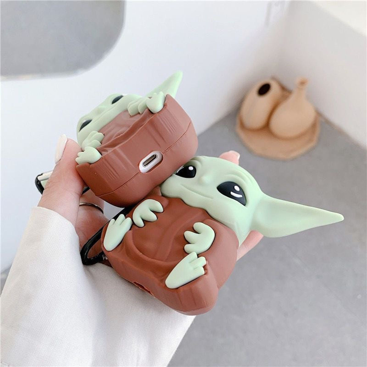 AirPods 4 Star Wars Yoda AirPods Case - ChildAngle
