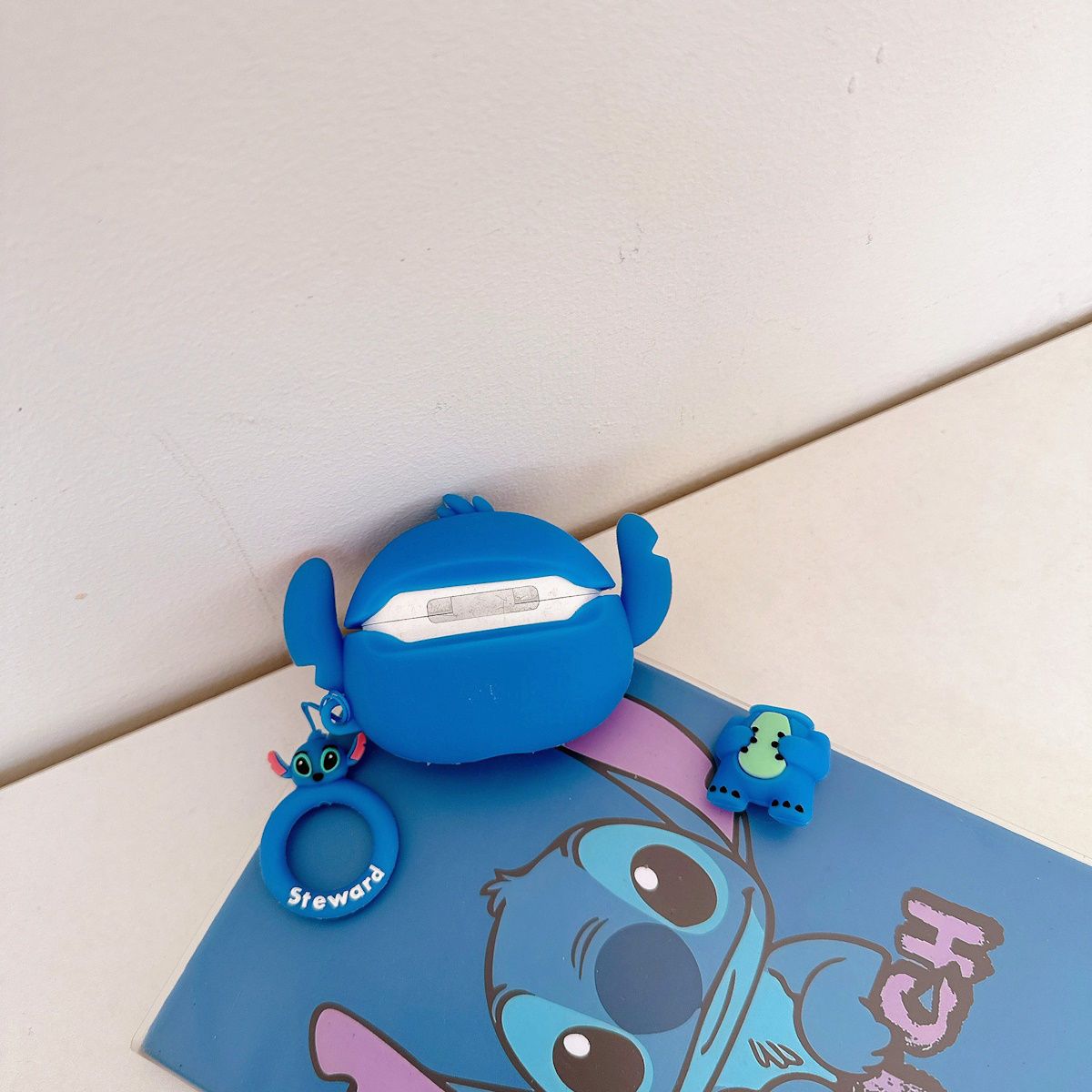 AirPods Pro 3 AirPods 4 Stitch 3D AirPods Case - ChildAngle