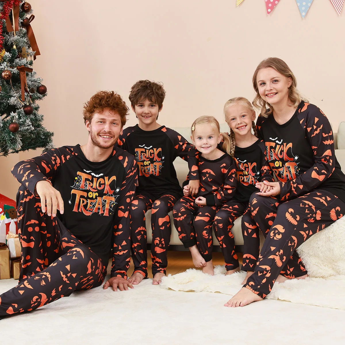 Halloween Family Pajama Trick or Treat Matching Halloween Pumpkin Print Sleepwear Family Look Pyjamas - ChildAngle