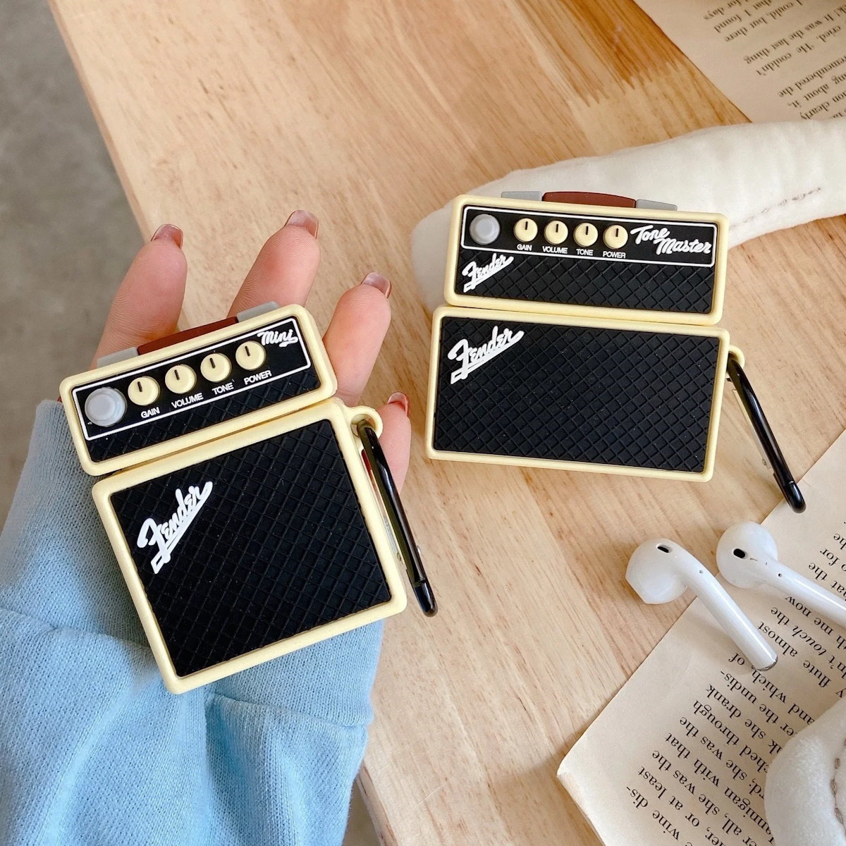 Fender amplifier-shaped AirPods case - ChildAngle Radio Video Game AirPods Case