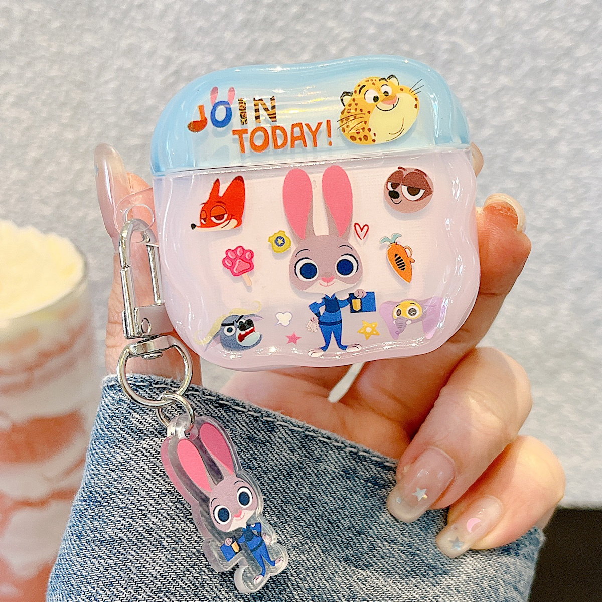 Transparent airpod case with Zootopia Judy Hopps Nick Priscilla - ChildAngle Zootopia AirPods Case