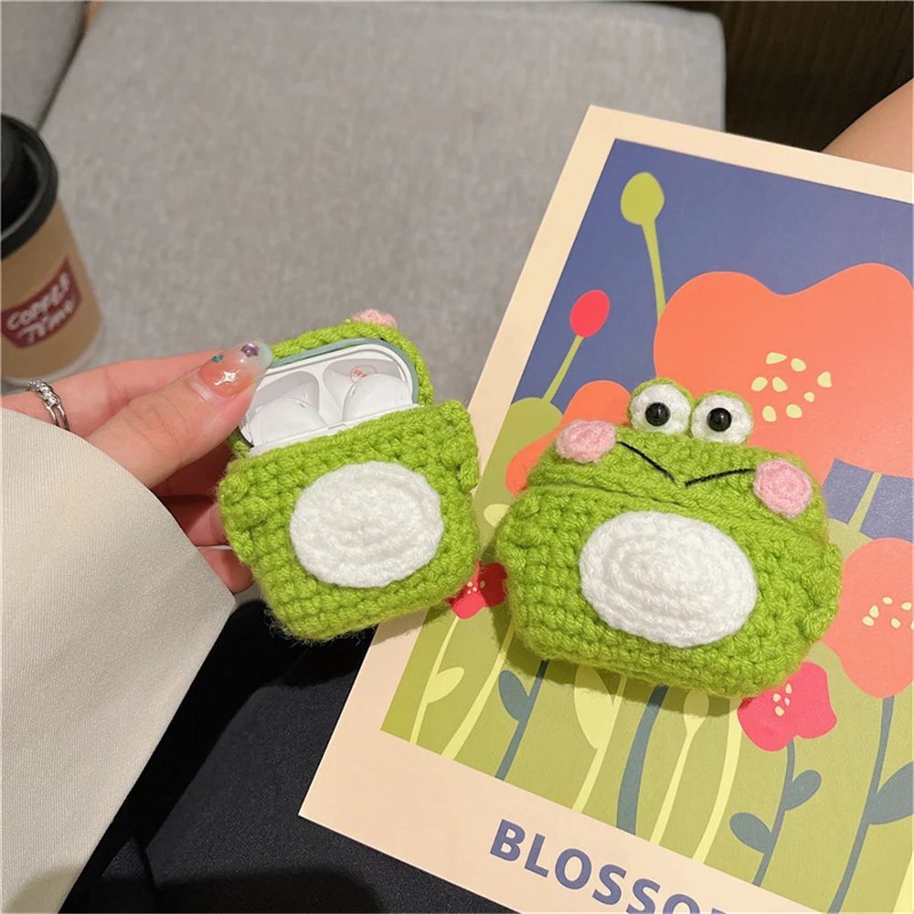 Crochet Knit Frog AirPod Case