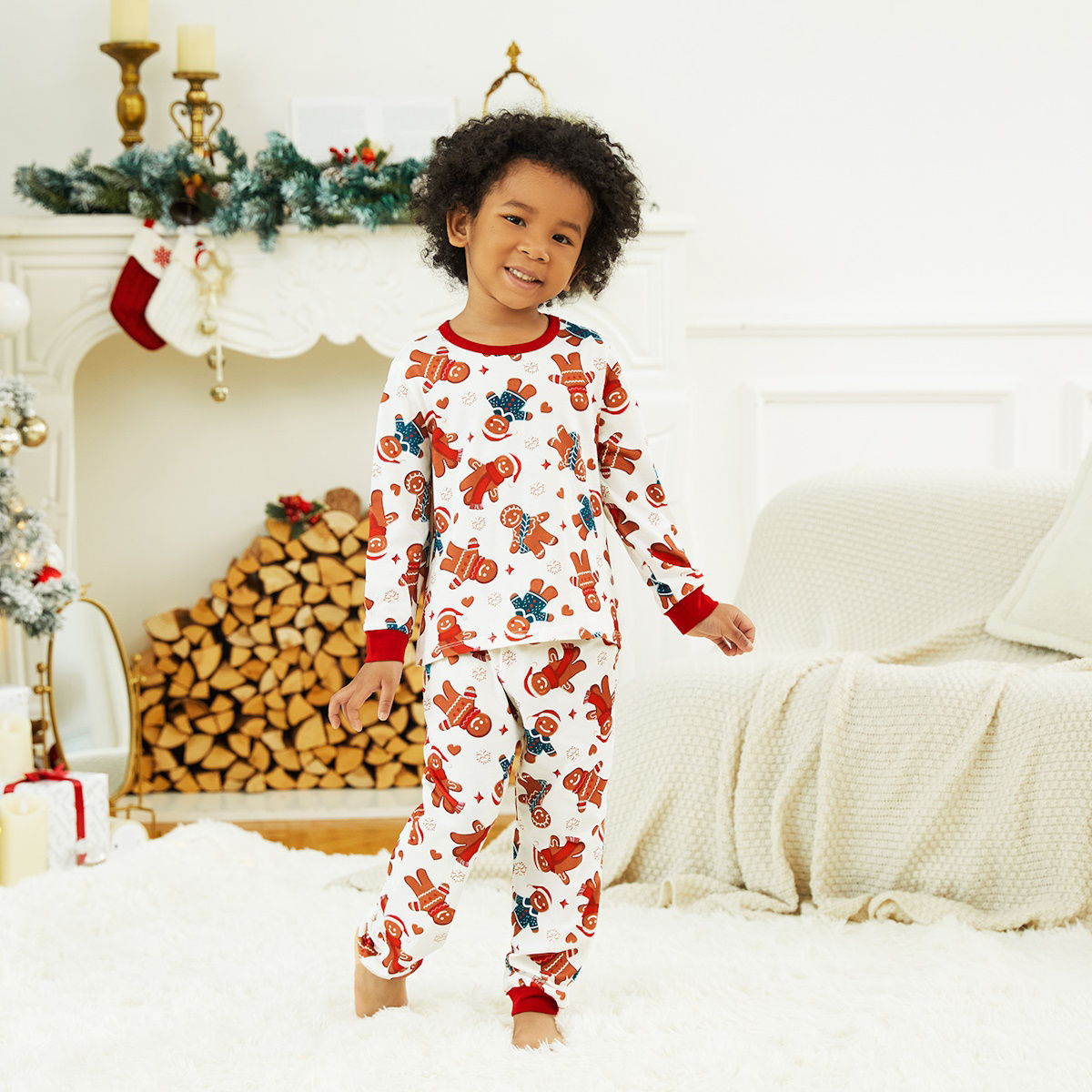 Allover Print Long Sleeve Gingerbread Family Pajamas - ChildAngle