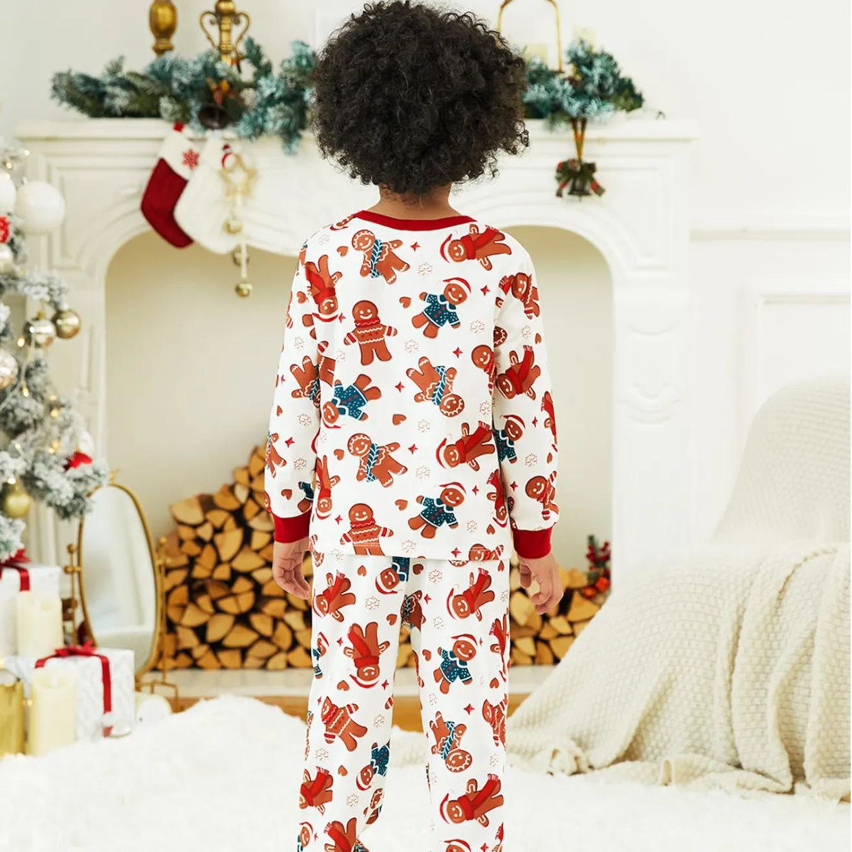 Allover Print Long Sleeve Gingerbread Family Pajamas - ChildAngle