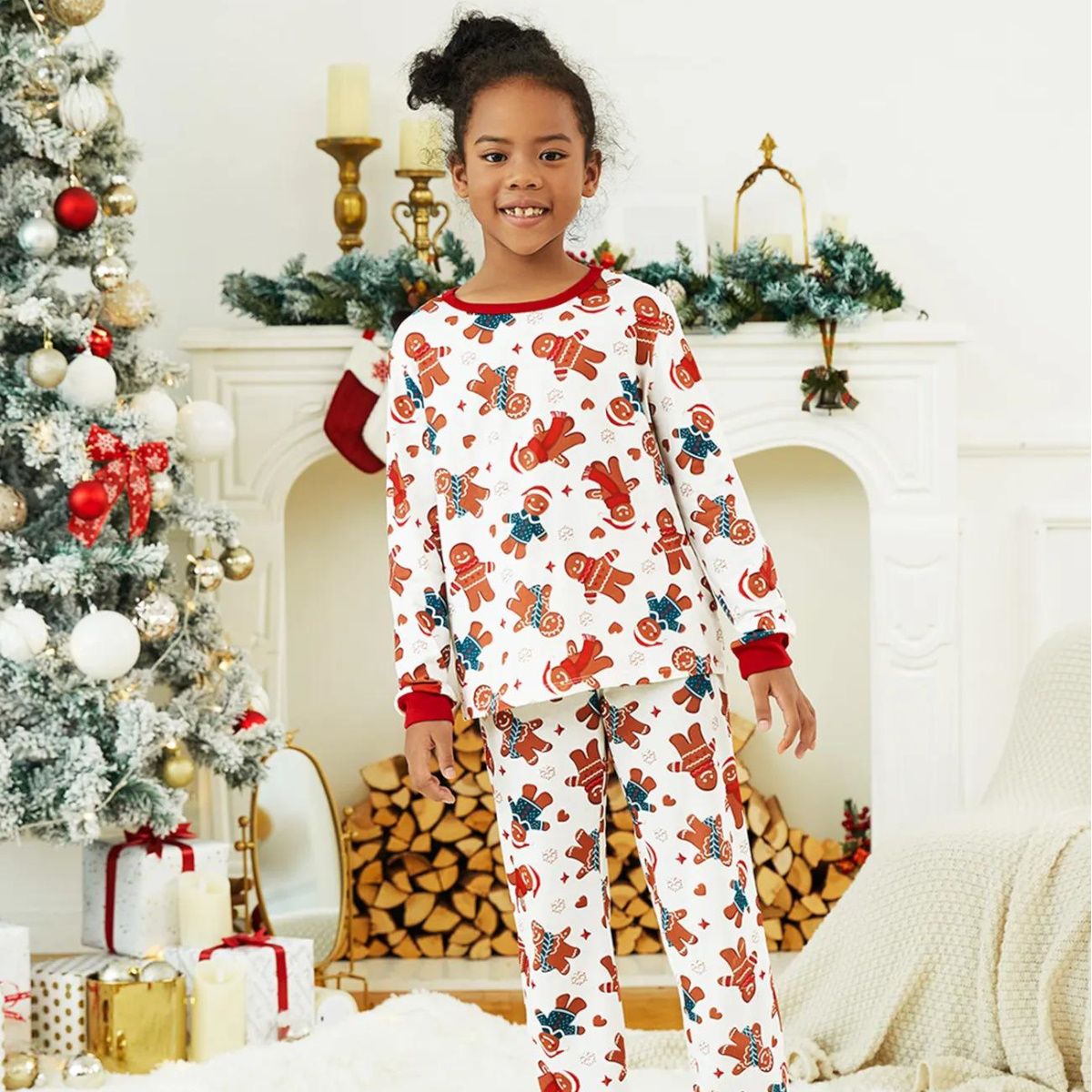 Allover Print Long Sleeve Gingerbread Family Pajamas - ChildAngle