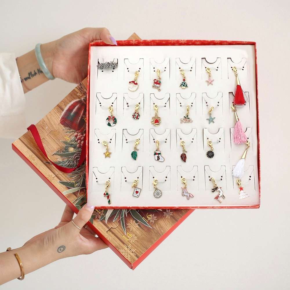 Kids Advent Calendar Jewelry Set for Girls Christmas Calendar Bracelet - ChildAngle